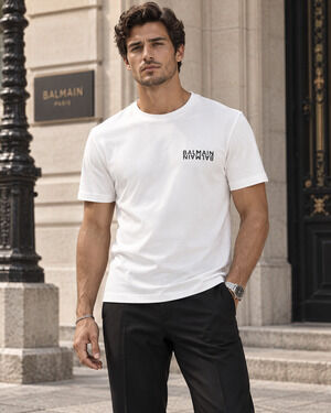 NWT Balmain Short Sleeve Logo Print T Shirt White Size Small